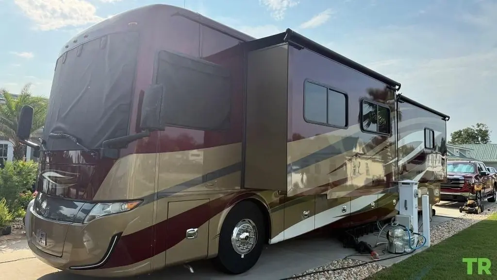 2019 Allegro RED 37PA Motorized Class A