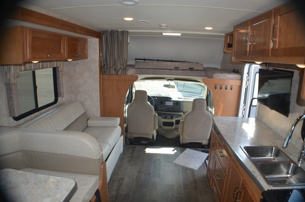 2019 Winnebago Minnie Winnie Motorized Class C