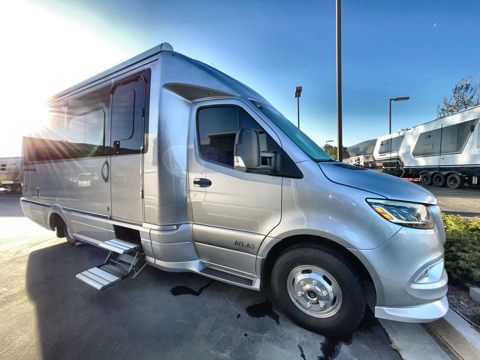 2020 Airstream Atlas