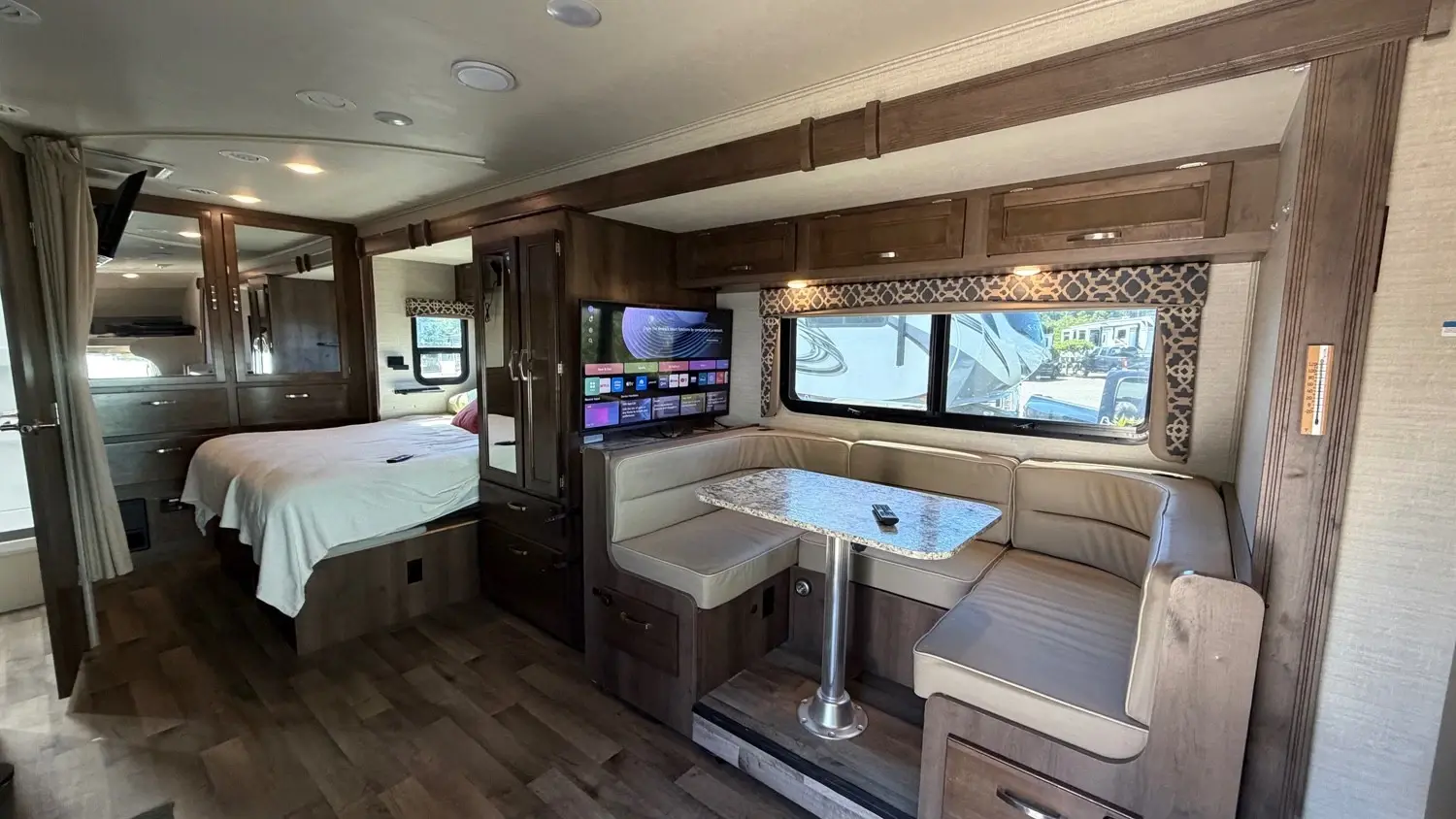 2020 Jayco Redhawk Class C Motorhome