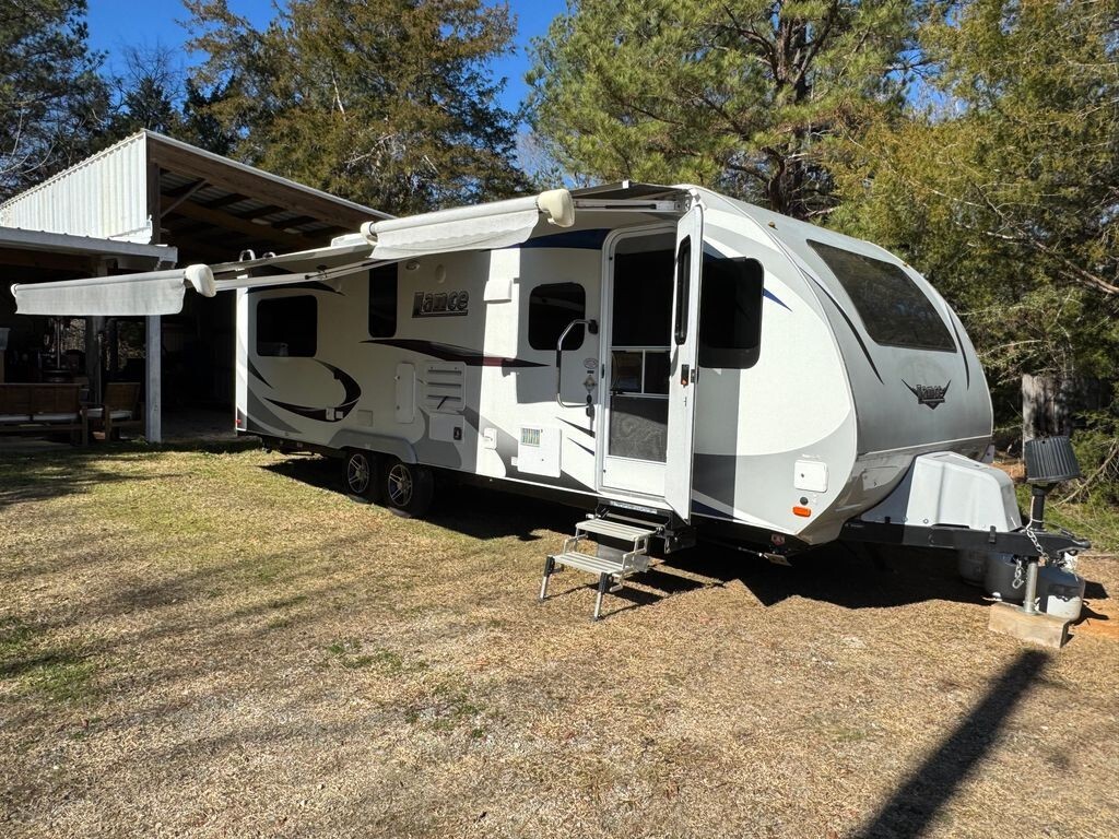 2020 Lance Travel Trailer Travel Trailer
