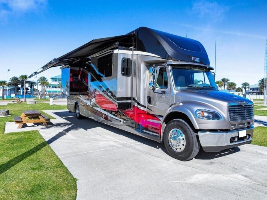 2021 Newmar Superstar Motorized Class C