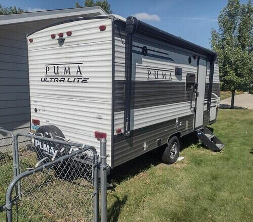 2021 Palomino Puma Ultra Lite Travel Trailer