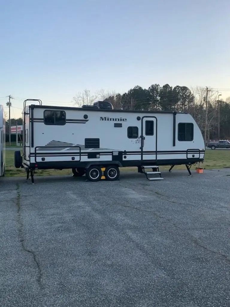 2021 Winnebago Minnie Travel Trailer