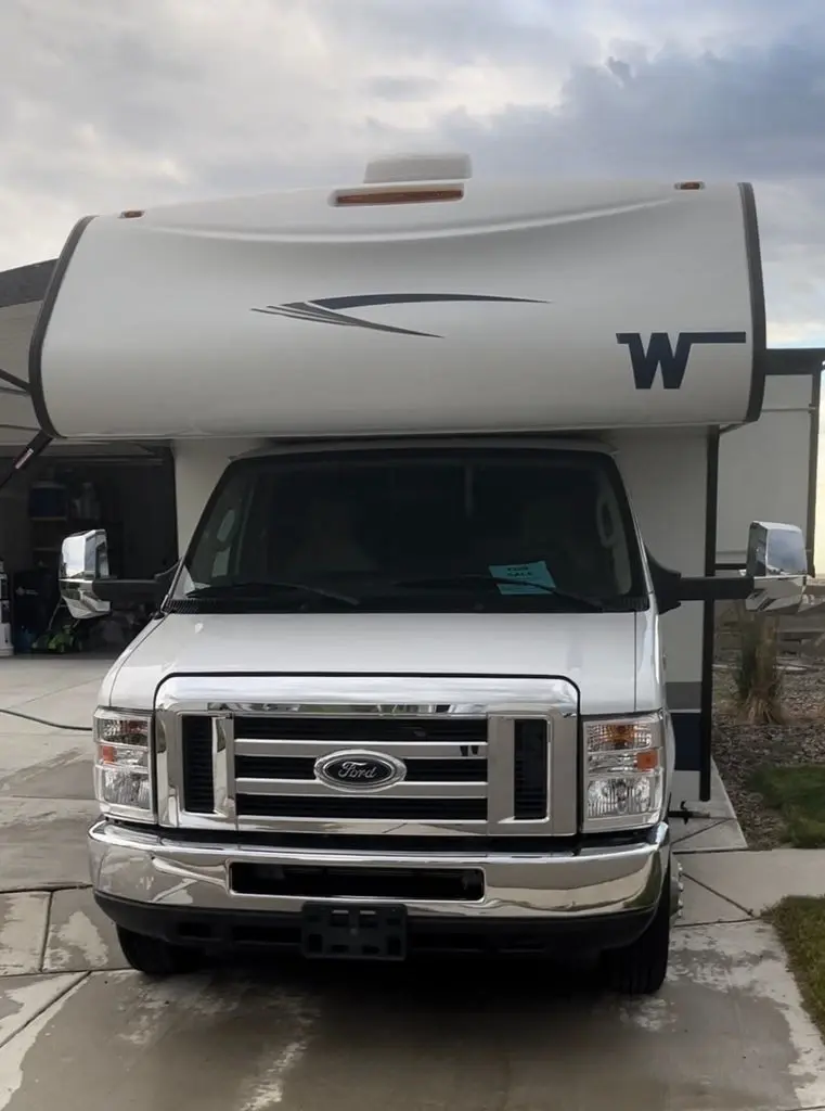 2021 Winnebago Outlook Class C Motorhome