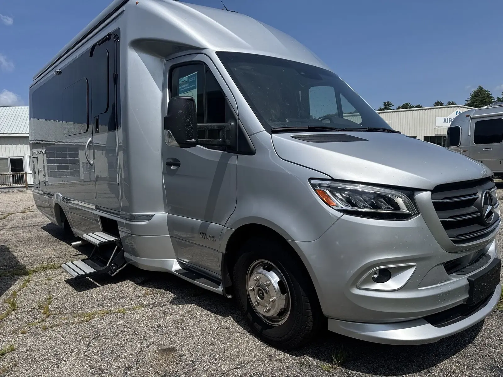 2022 Airstream Atlas Murphy Suite