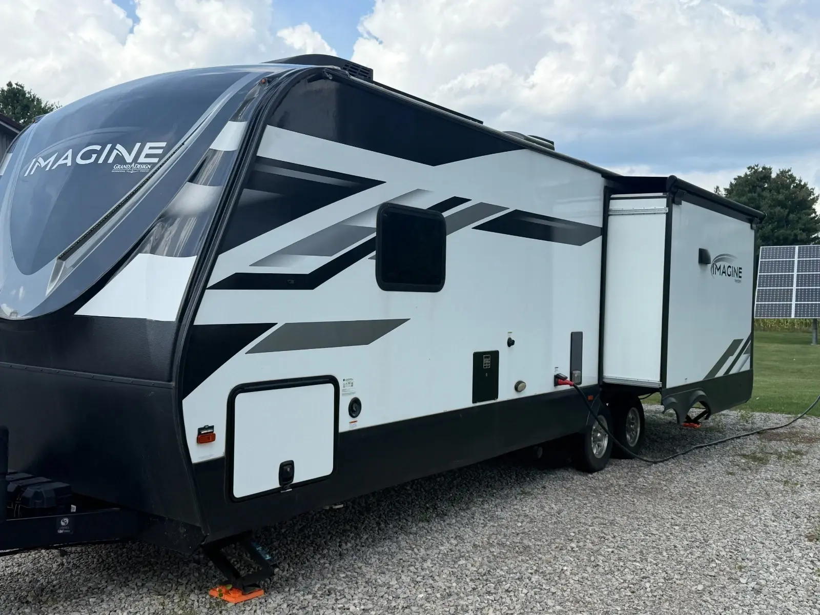 2022 Grand Design Imagine Travel Trailer