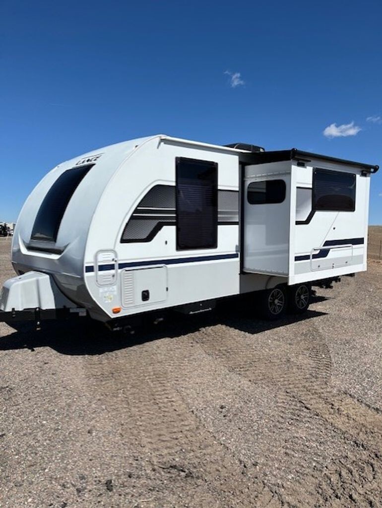 2022 Lance Travel Trailer Travel Trailer
