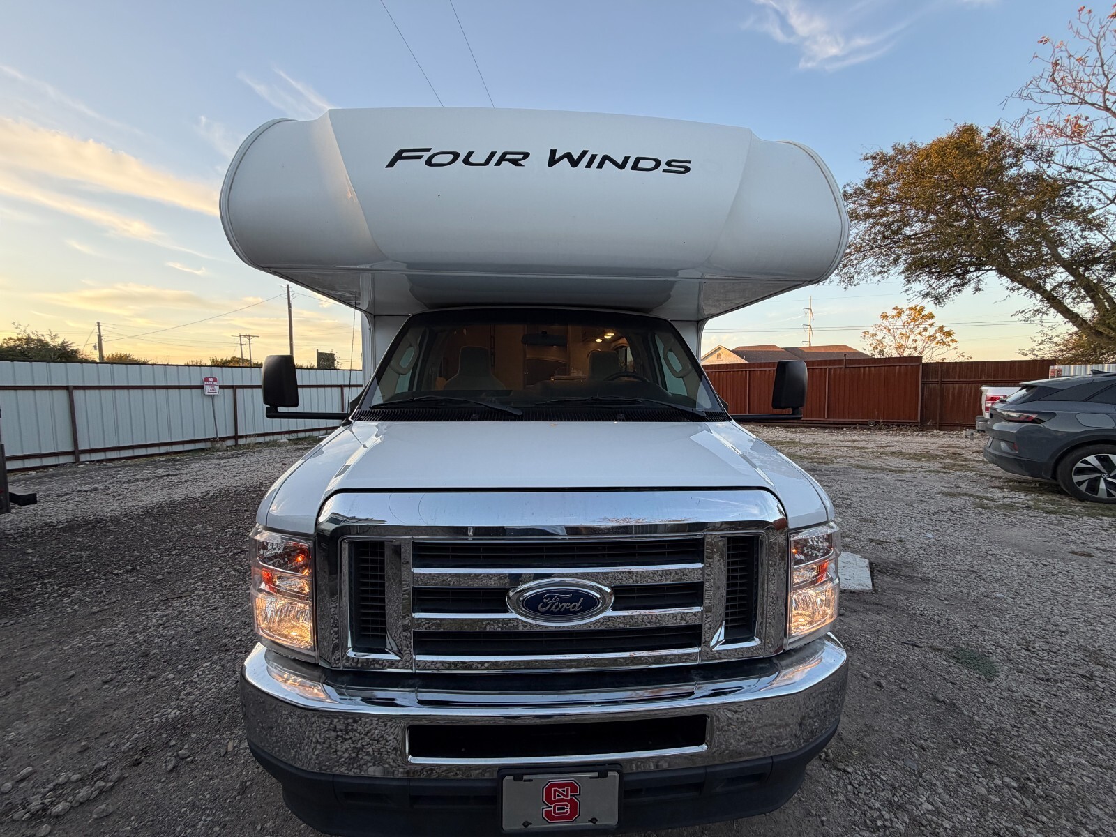 2022 Thor Four Winds 28A