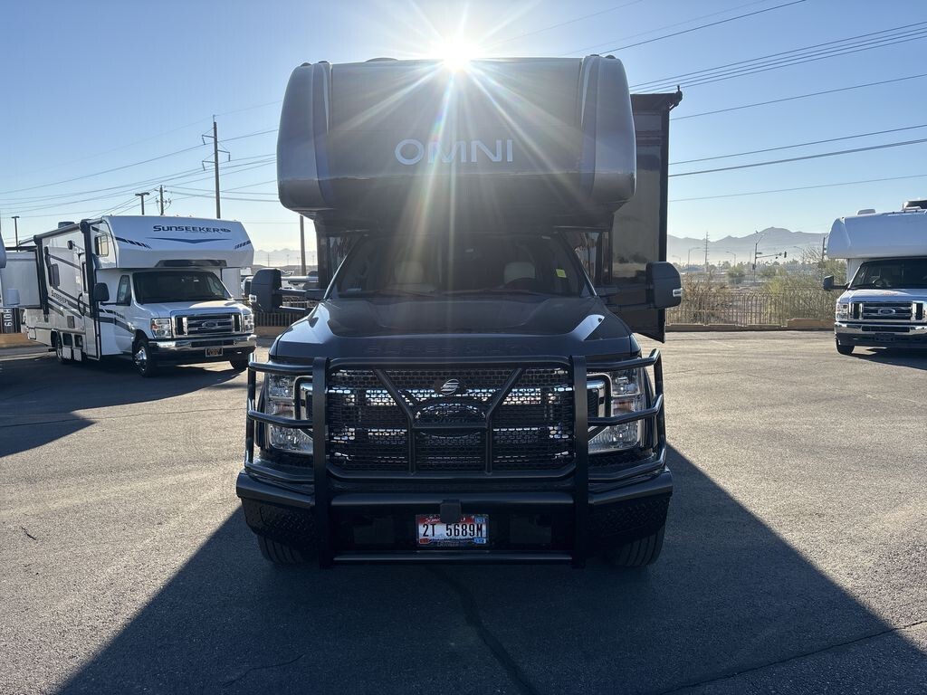 2022 Thor Motor Coach Omni