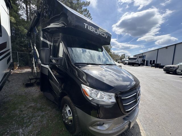2022 Thor Motor Coach Tiburon