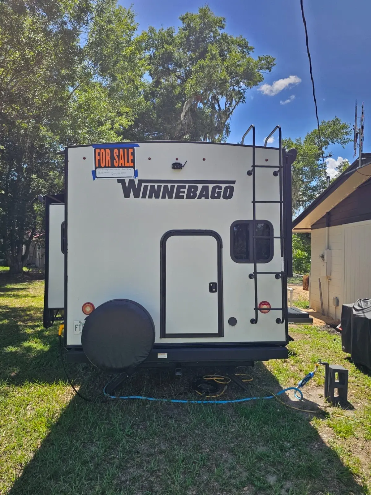 2022 Winnebago 2301 BHS Travel Trailer