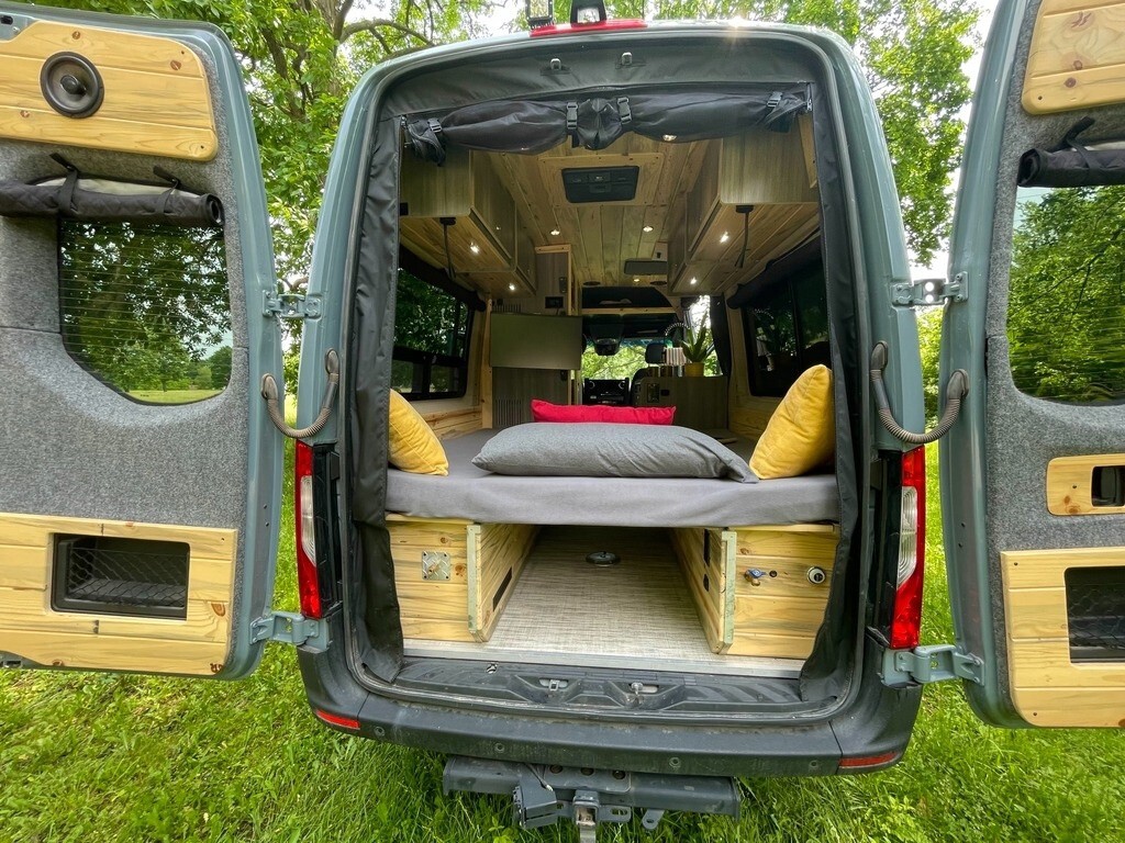 2023 Mercedes-Benz Sprinter 144