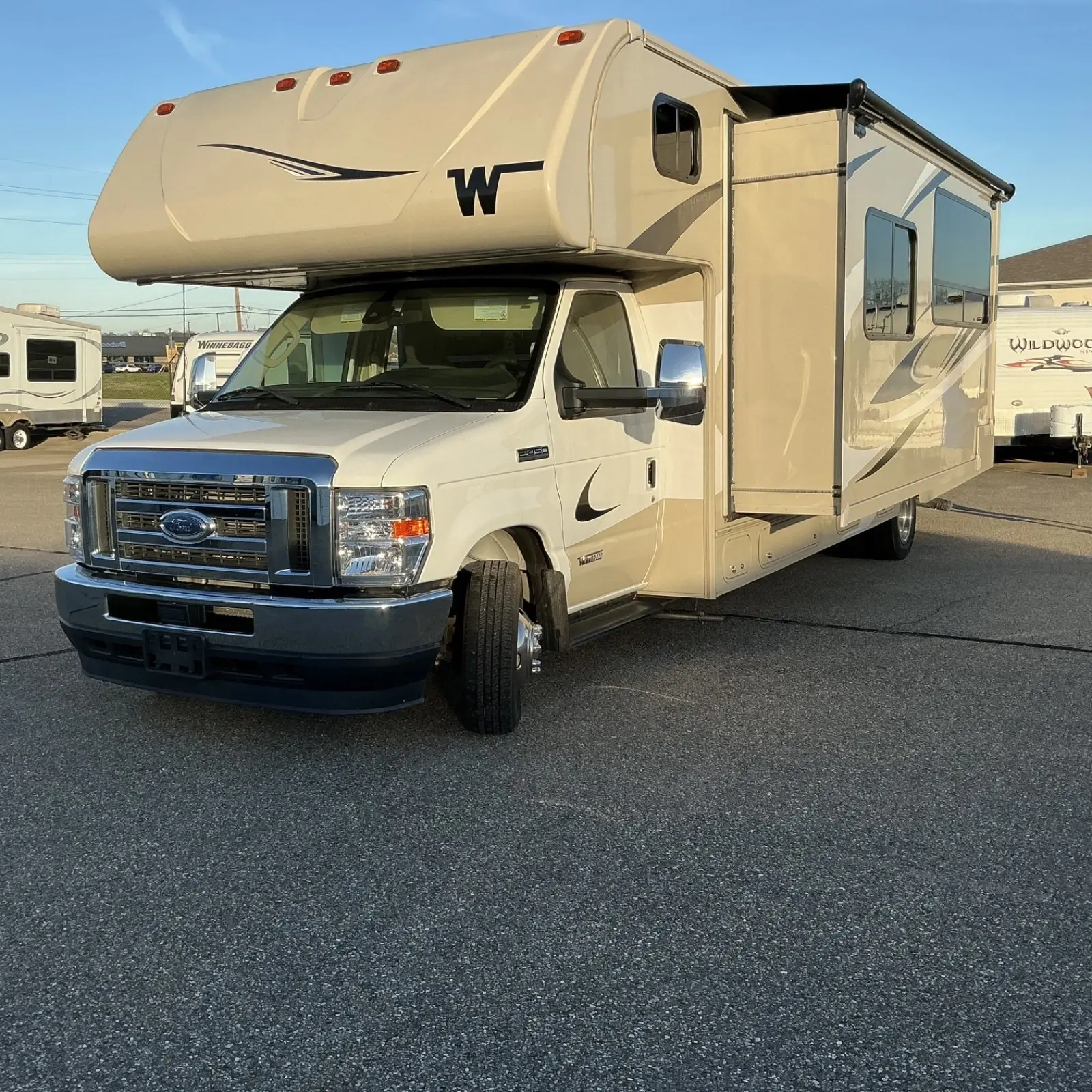 2023 Winnebago 31K RV Motorhome