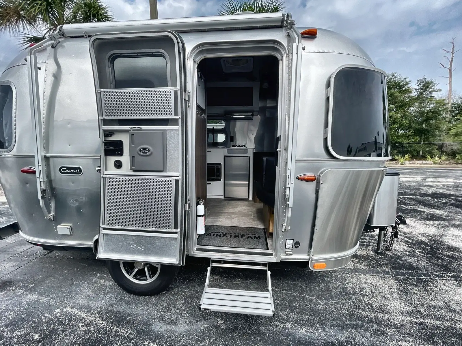 2024 Airstream Caravel
