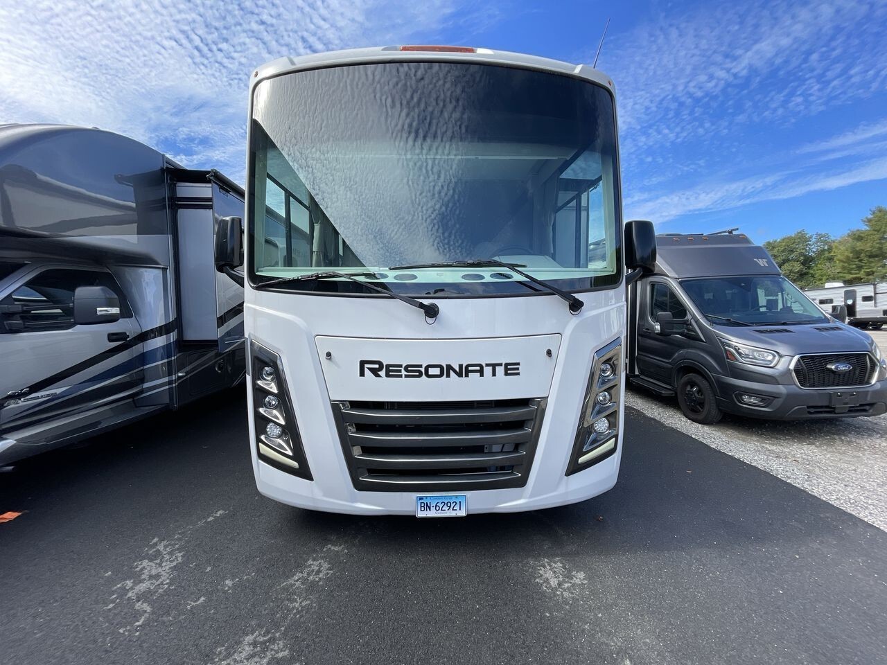 2024 Thor Motor Coach Resonate