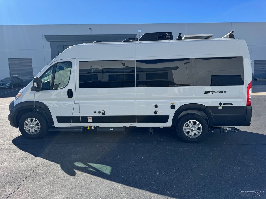 2024 Thor Motor Coach Sequence Motorized Class B