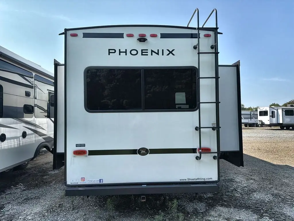 2025 Shasta PHOENIX