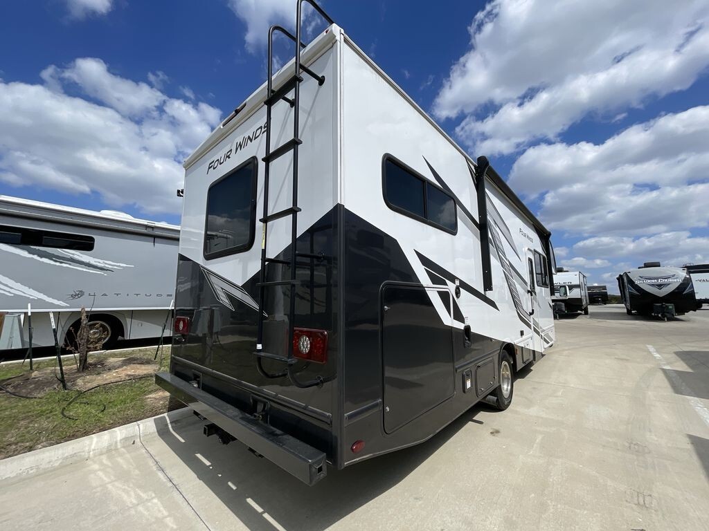 2025 Thor Motor Coach Four Winds