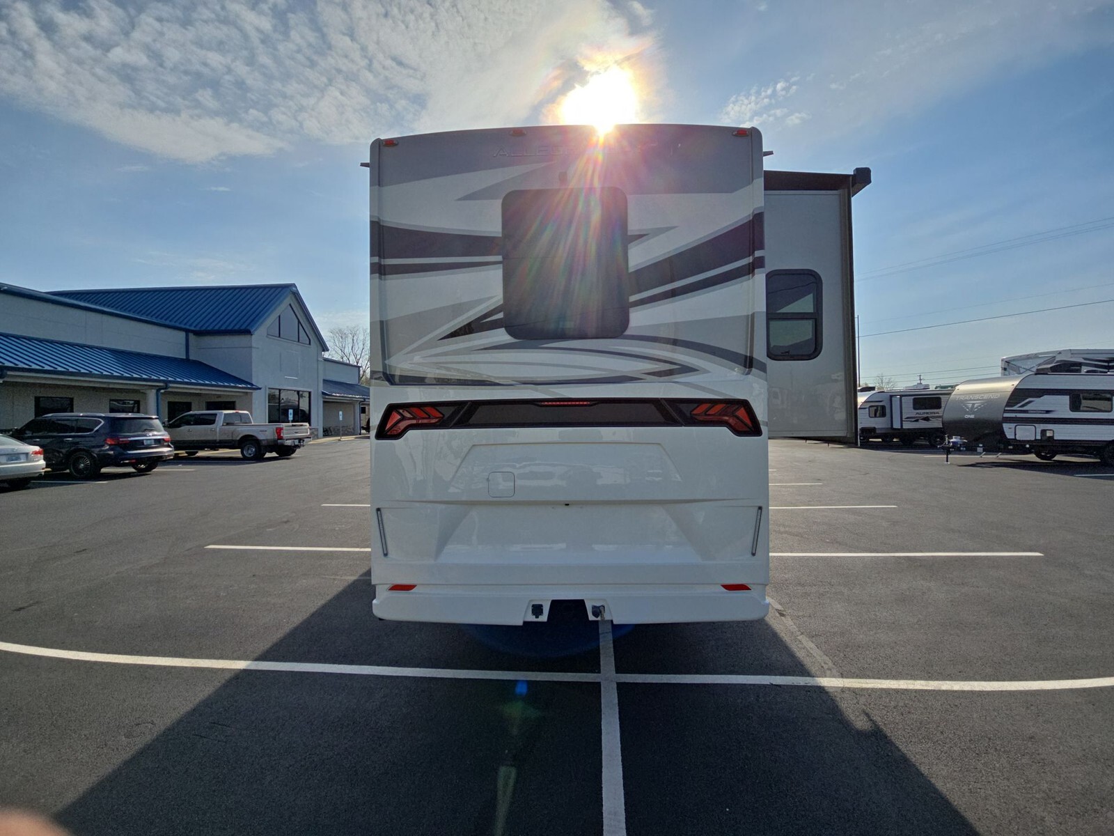 2025 Tiffin Motorhomes Allegro Bay