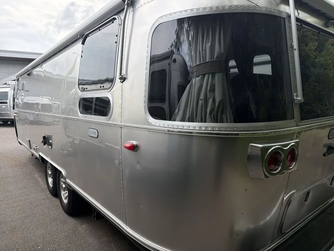 2027 Airstream Classic