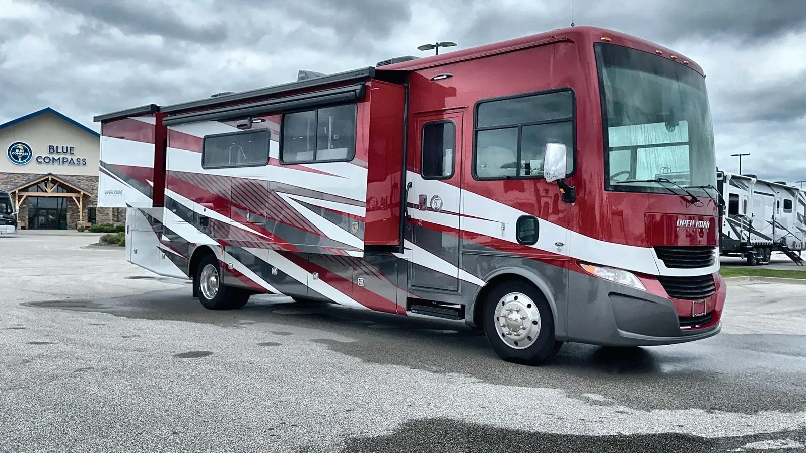 2027 Tiffin Motorhomes Open Road