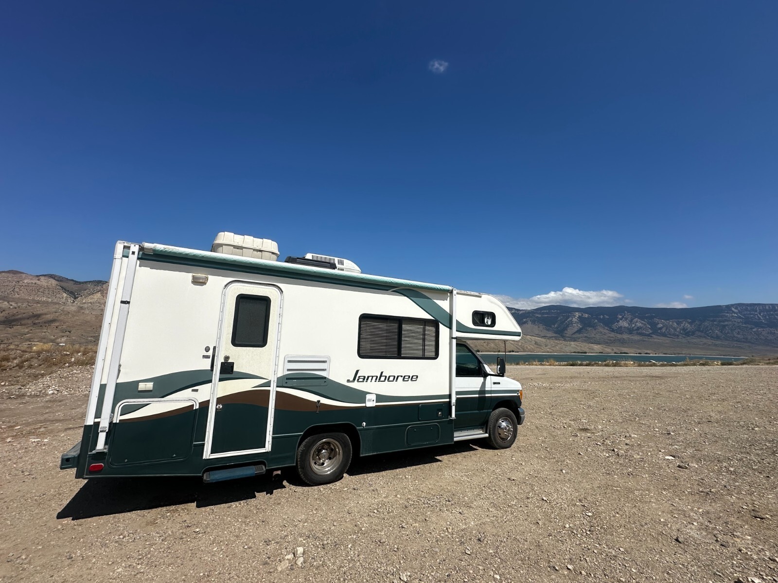 Fleetwood Jamboree 22ft RV class C for sale