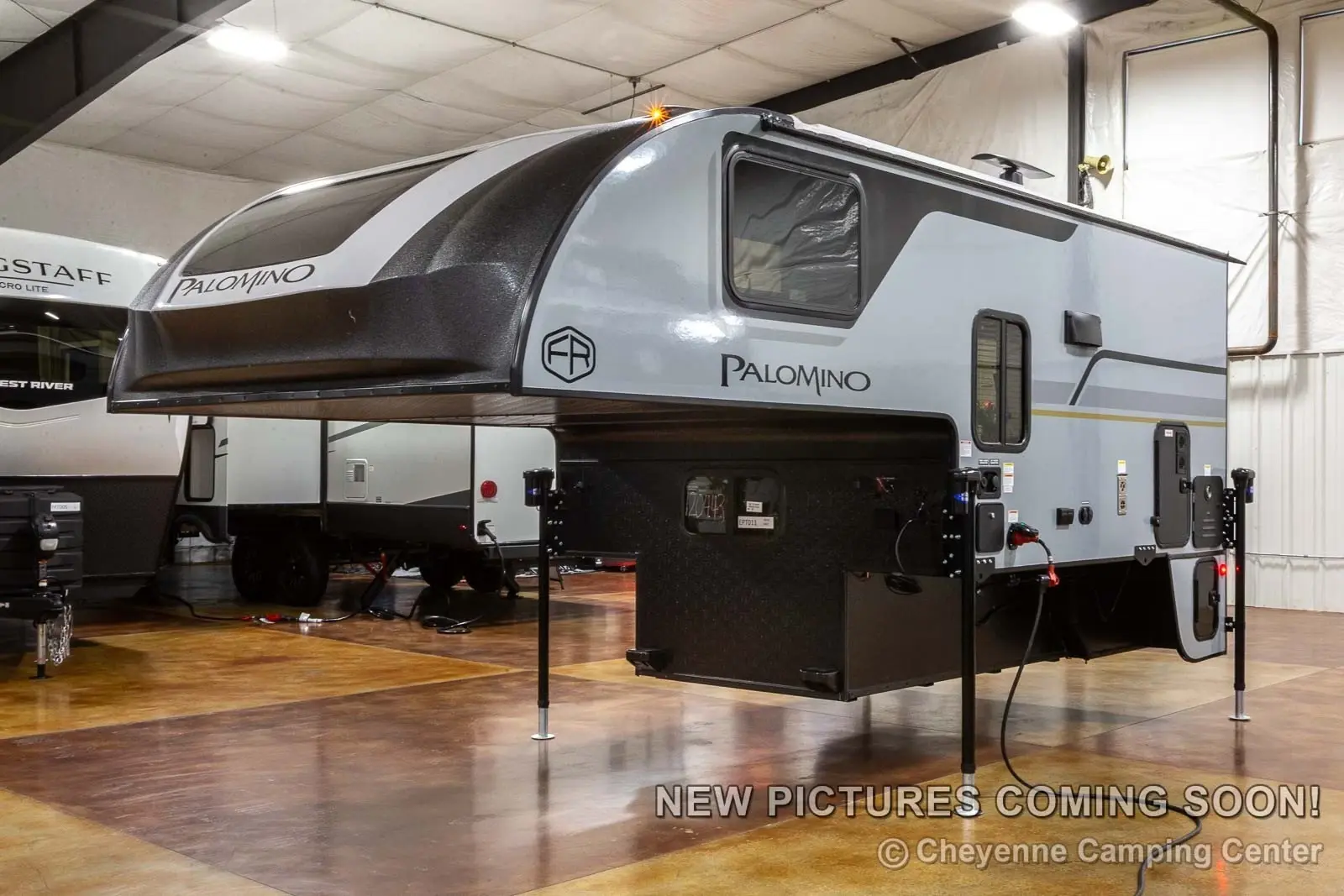 2027 Palomino BackPack HS-8801 Hard Side Truck Camper Truck camper