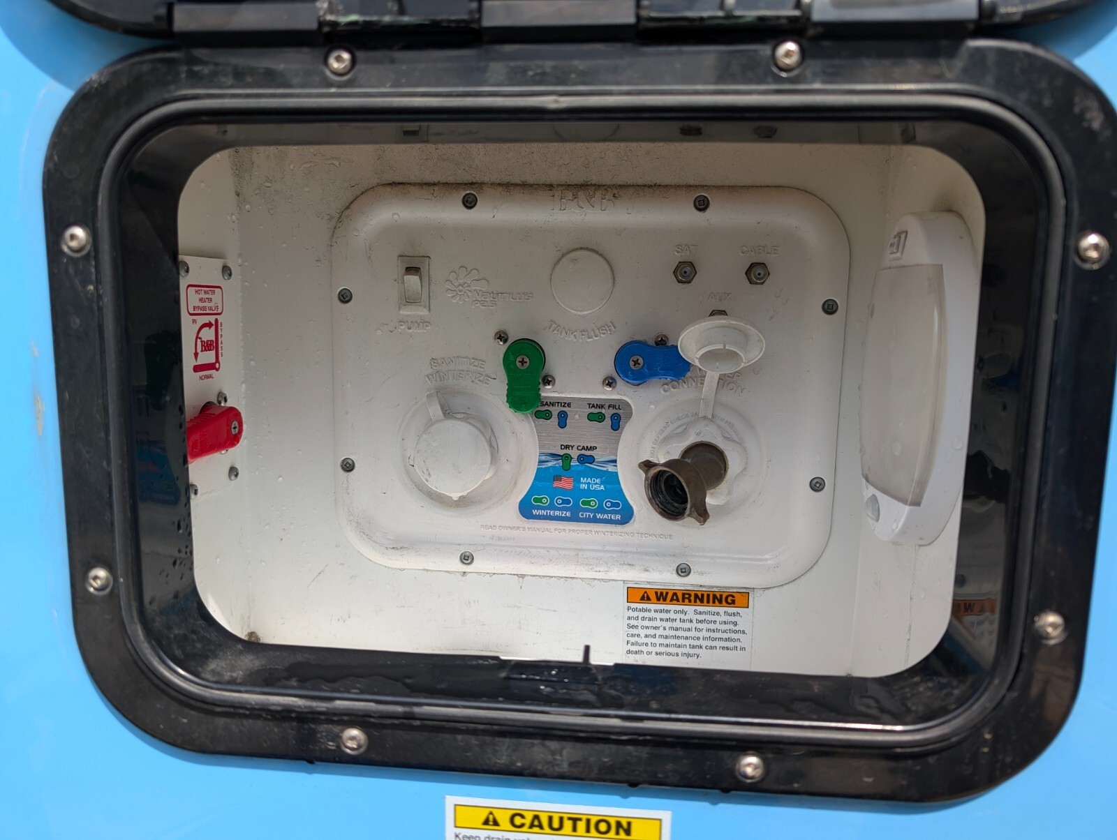 2022 NuCamp T@B 320 CS-S (CLamshell) Teardrop