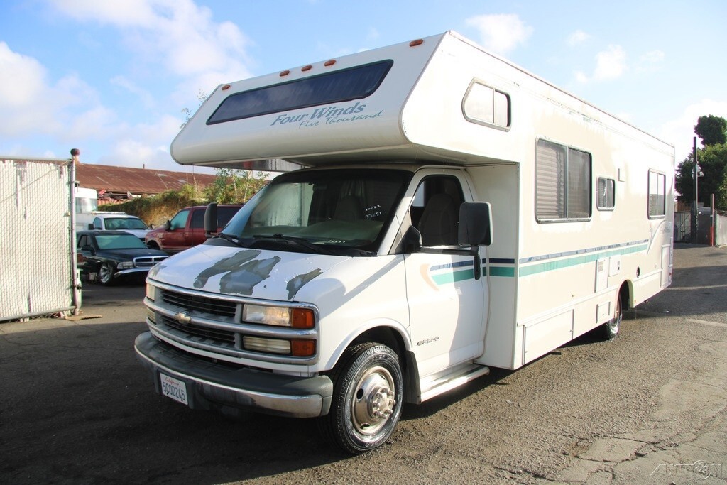2000 Thor Motor Coach Four Winds Five Thousand Motorized Class C