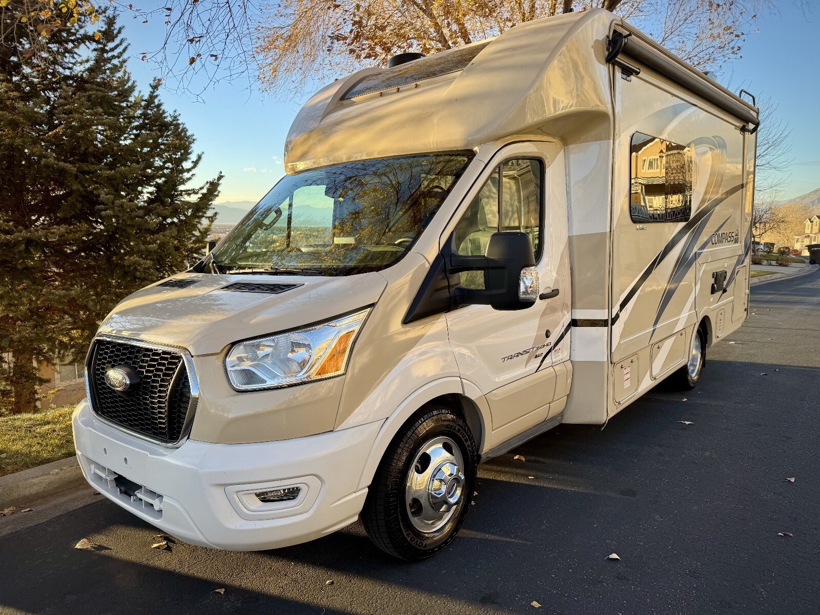 2020 Thor Compass 23TW