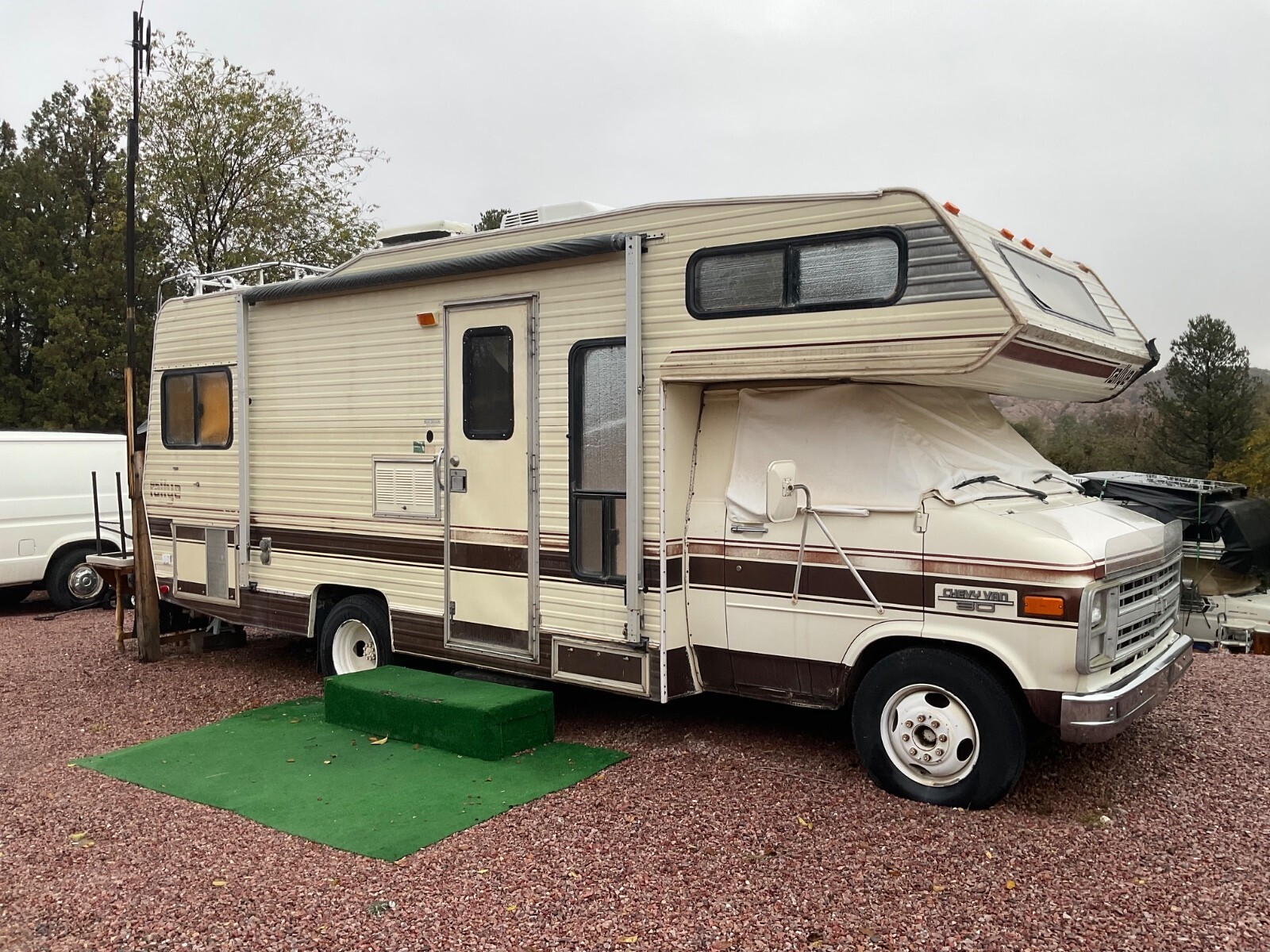 1986 Fleetwood Rallye home