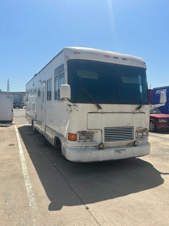 1996 Newmar Motorized Class A