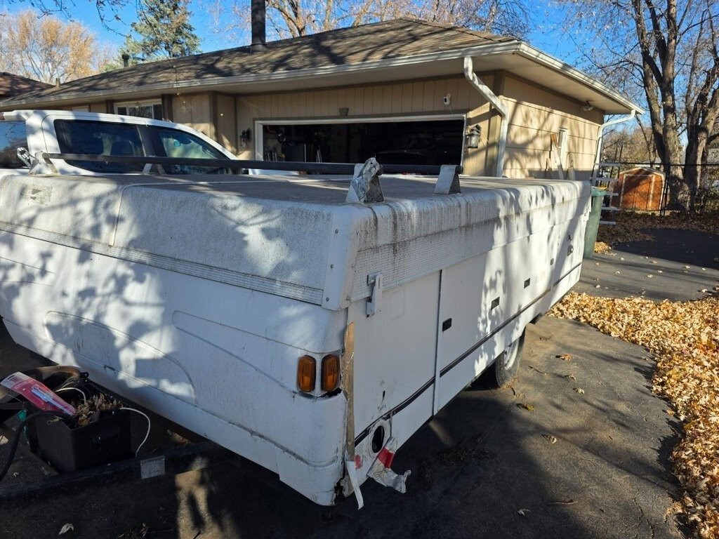 2000 Coleman Destiny Series Pop-Up