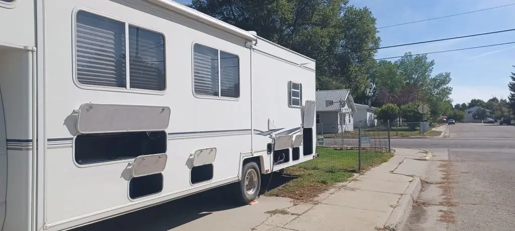 2001 Shasta Cheyenne Class C Motorhome