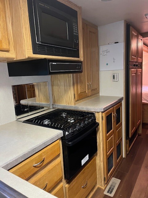 2002 Holiday Rambler