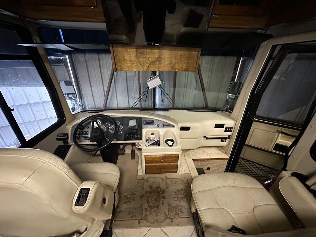 2002 Monaco Diplomat Class A Motorhome