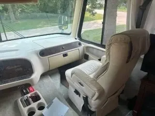 2002 Newmar Mountain Aire Motorized Class A