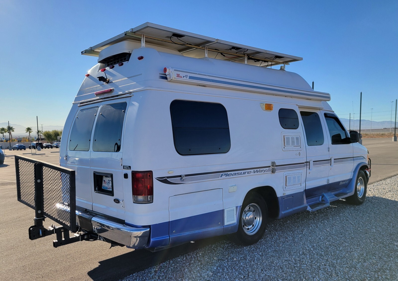 2004 Pleasure-Way class b