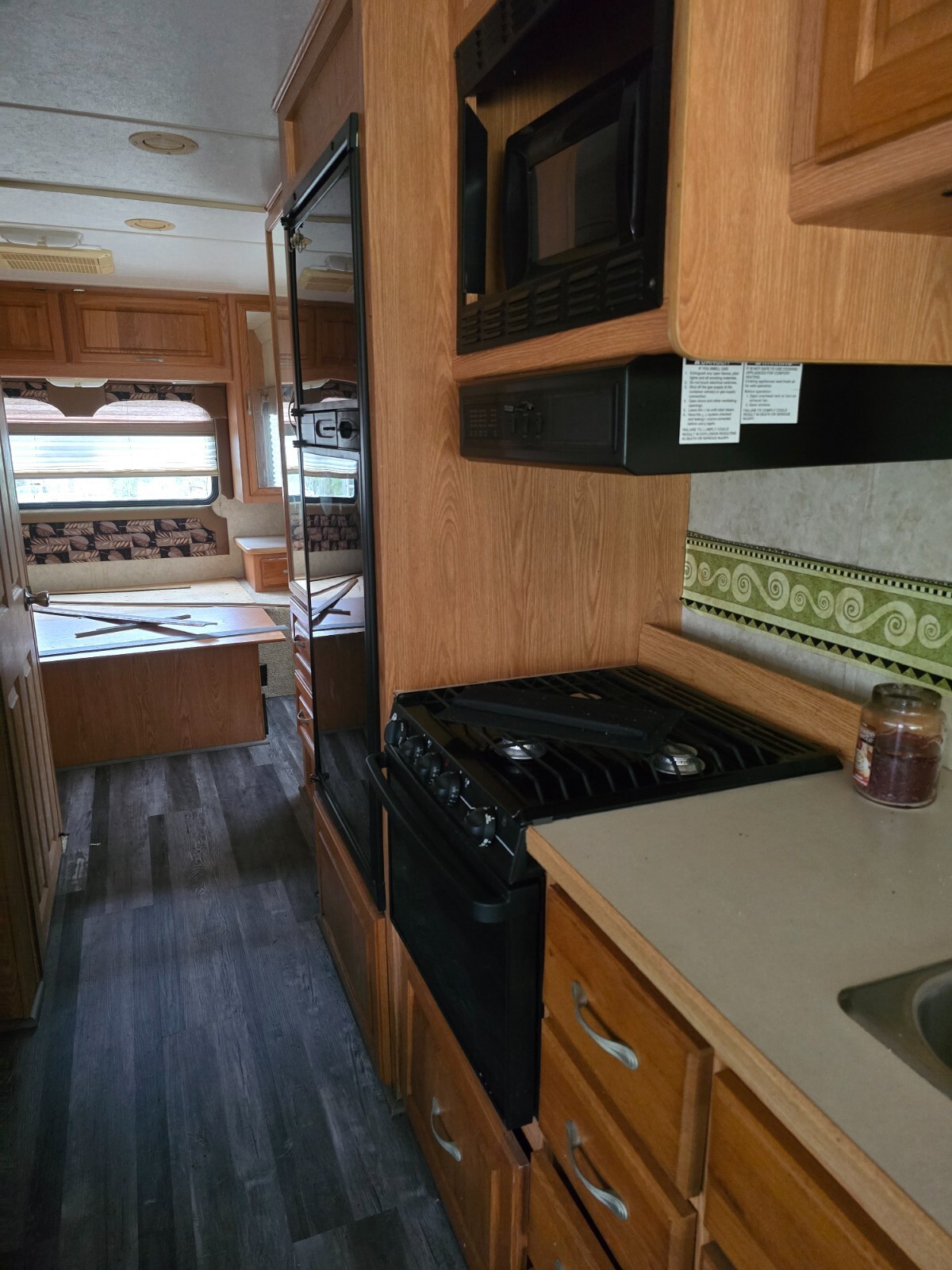 2004 Thor Hurricane class a