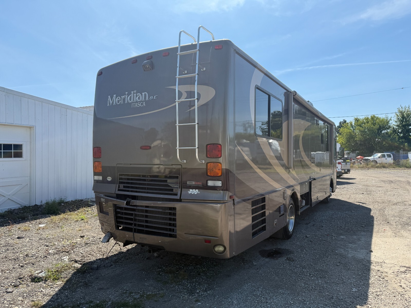 2006 Winnebago Meridian IKP-36SG