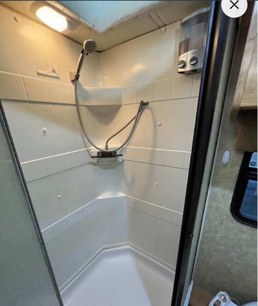 2008 Coachmen Cross Country Class A Motorhome