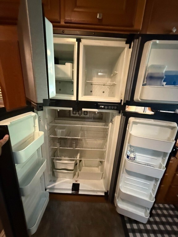 2009 Winnebago Journey Motorized Class A