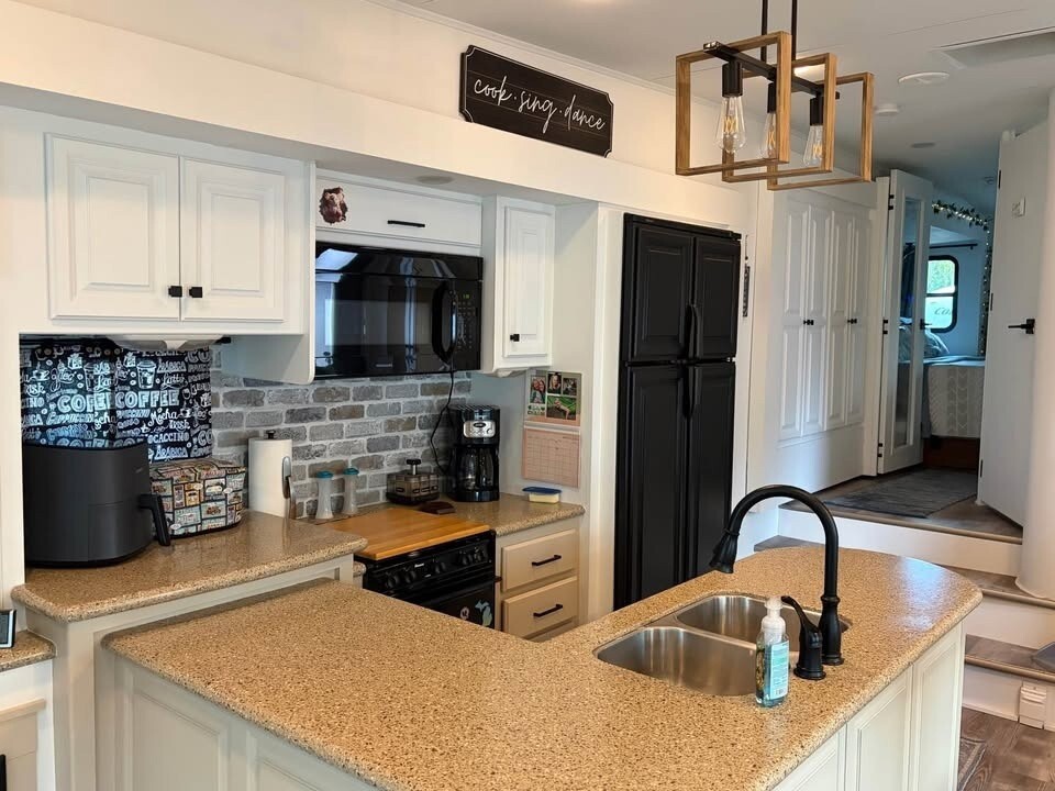 2012 Heartland Bighorn Fifth Wheel