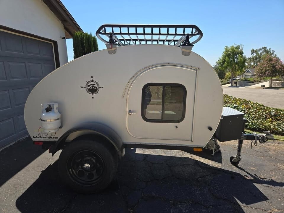 2014 SoCal Teardrops Buzz Travel Trailer