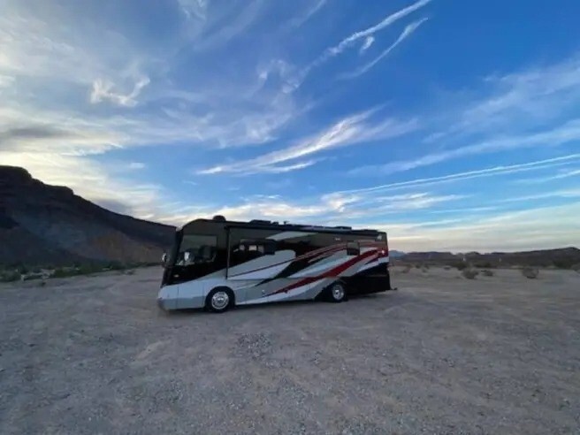 2014 Winnebago Journey Motorized Class A