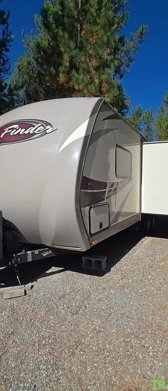 2016 Cruiser RV Fun Finder Xtreme Lite M-241LRK Travel Trailer Fifth Wheel