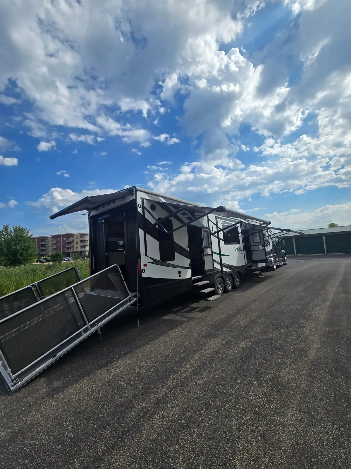2016 KZ 4013TK Toy Hauler