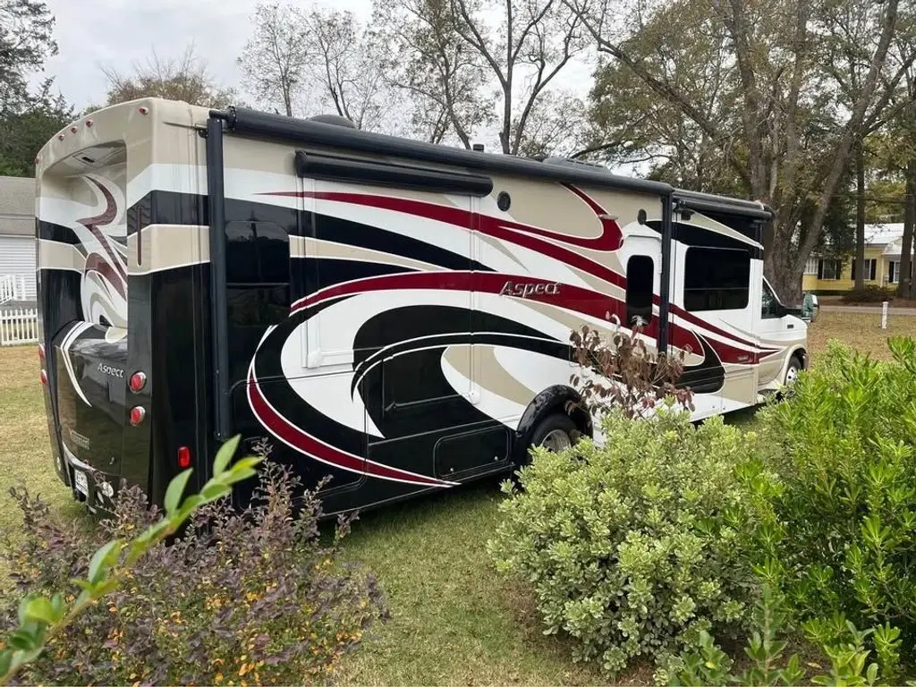 2016 Winnebago Aspect Class C Motorhome