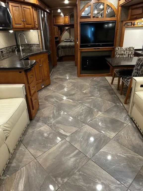 2016 Winnebago Meridian Motorized Class A